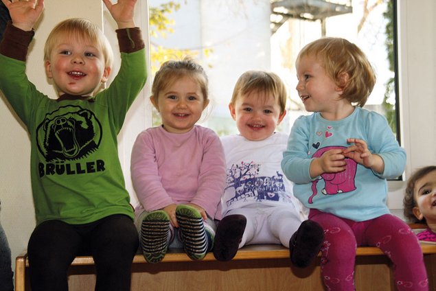 Spielende Kinder